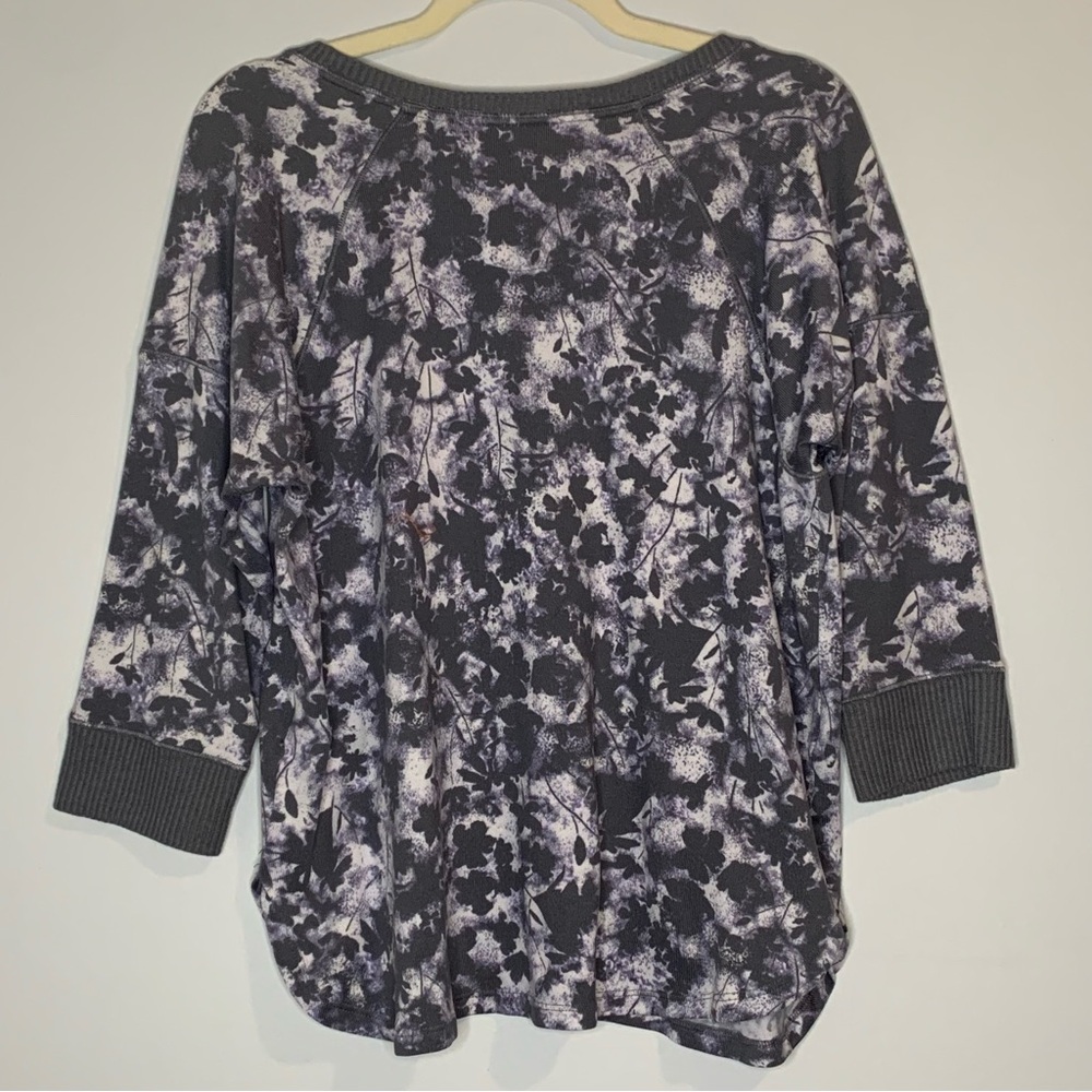 Casual 3 Piece Bundle Size Large - Picture 7 of 7